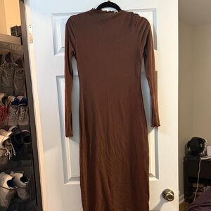 Gilli Chocolate Long Sleeve Dress